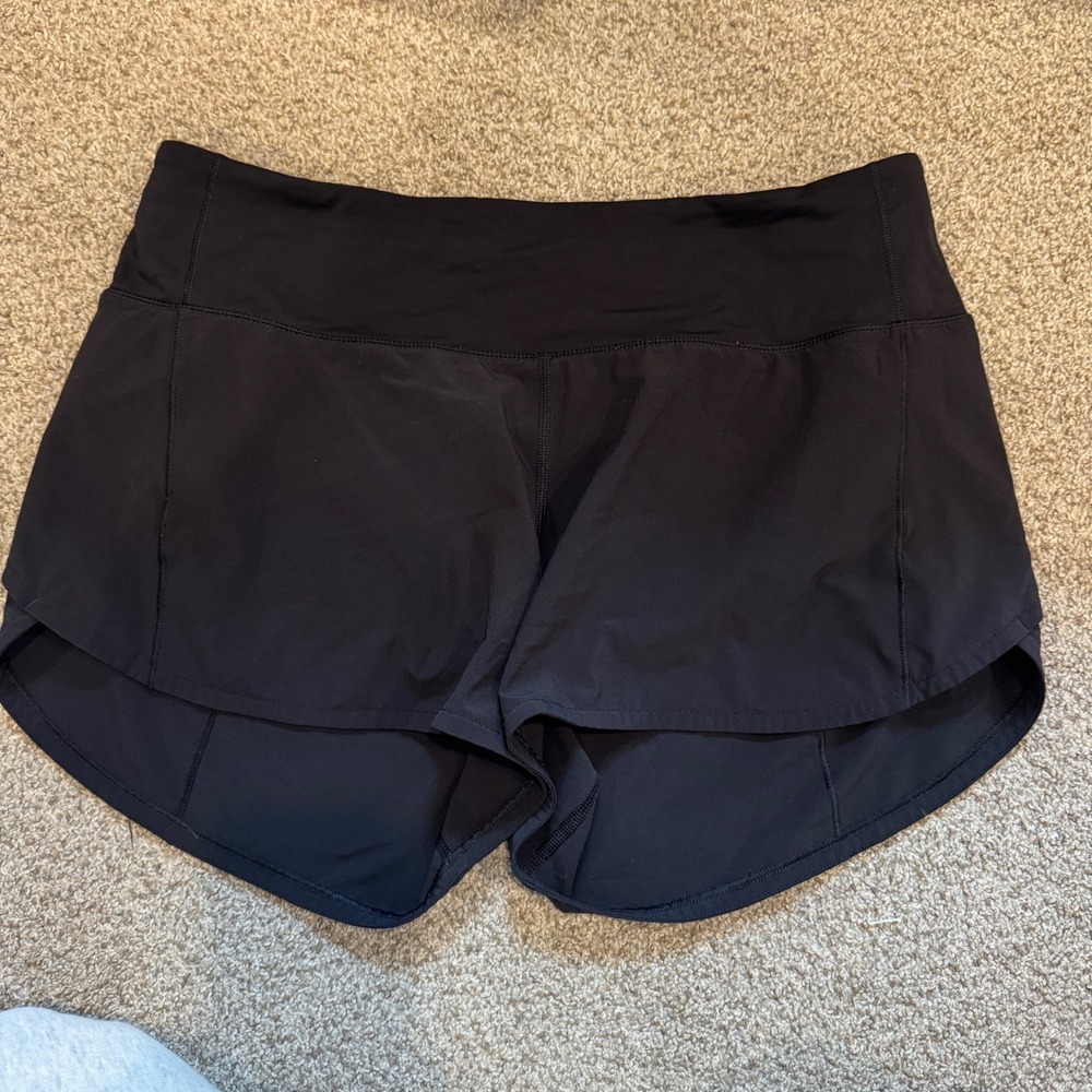 Lululemon Speed Up Low-Rise Lined Short 2.5 Black Size 8 LW7AYMT